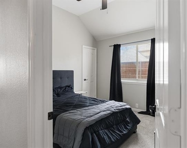 2616 Pine Trail Drive - Photo Thumbnail 15