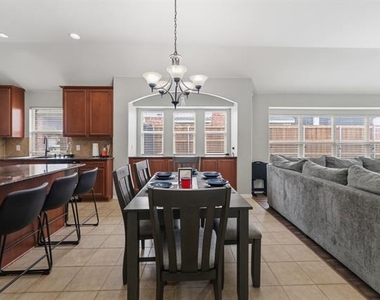 2616 Pine Trail Drive - Photo Thumbnail 9