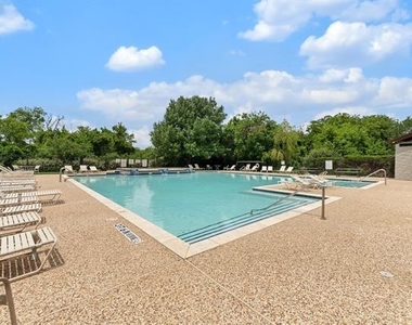 2616 Pine Trail Drive - Photo Thumbnail 22