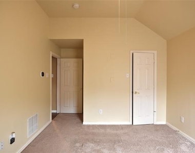3016 Myrtice Drive - Photo Thumbnail 23