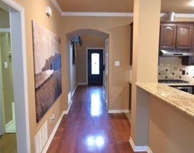 3016 Myrtice Drive - Photo Thumbnail 2