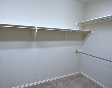 3016 Myrtice Drive - Photo Thumbnail 16