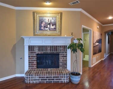 3016 Myrtice Drive - Photo Thumbnail 9