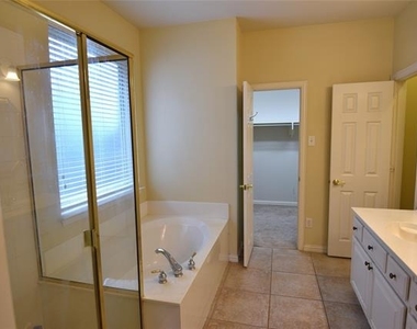 3016 Myrtice Drive - Photo Thumbnail 15