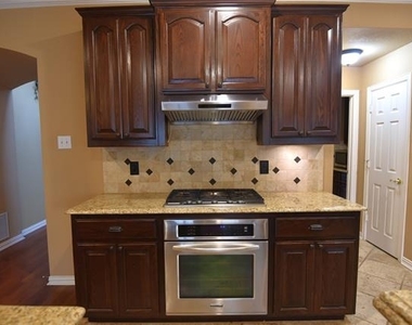 3016 Myrtice Drive - Photo Thumbnail 5