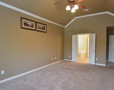 3016 Myrtice Drive - Photo Thumbnail 12