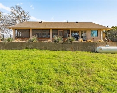 2700 Solar Court - Photo Thumbnail 24