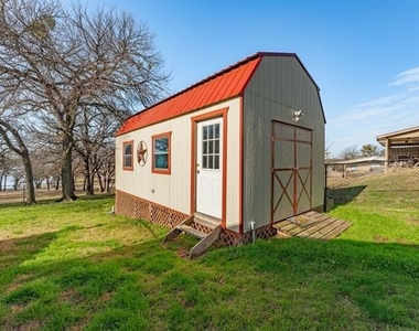 2700 Solar Court - Photo Thumbnail 22