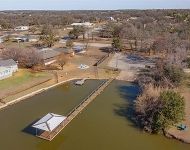 2700 Solar Court - Photo Thumbnail 26