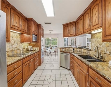 2700 Solar Court - Photo Thumbnail 14