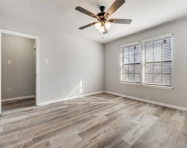 2835 Keller Springs - Photo Thumbnail 15