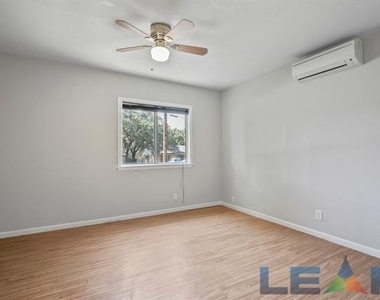 1917 Jacqueline Drive - Photo Thumbnail 6