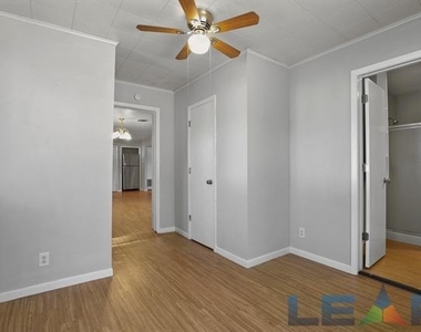 1917 Jacqueline Drive - Photo Thumbnail 17