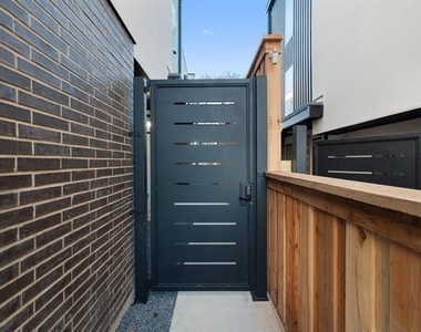 2348 Wycliff Avenue - Photo Thumbnail 3