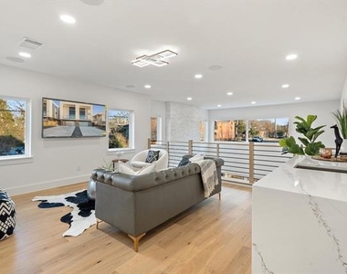 2348 Wycliff Avenue - Photo Thumbnail 31