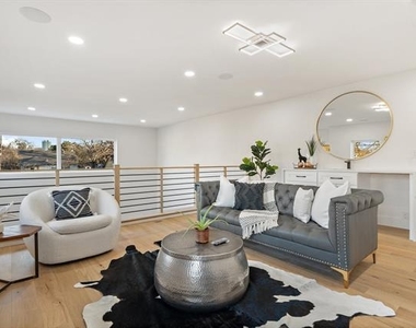 2348 Wycliff Avenue - Photo Thumbnail 30