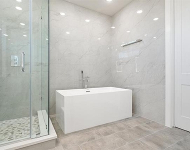2348 Wycliff Avenue - Photo Thumbnail 21
