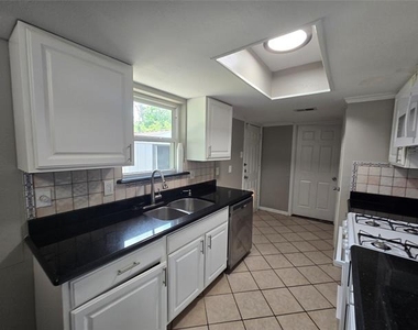 624 Oceanview Drive - Photo Thumbnail 13