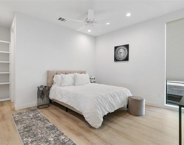 4305 Roseland Avenue - Photo Thumbnail 28