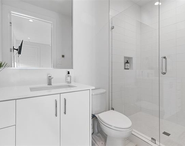4305 Roseland Avenue - Photo Thumbnail 23
