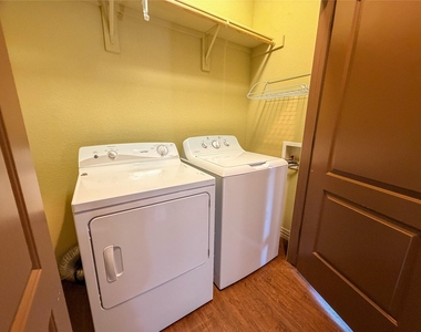 2410 S 2nd Street - Photo Thumbnail 18