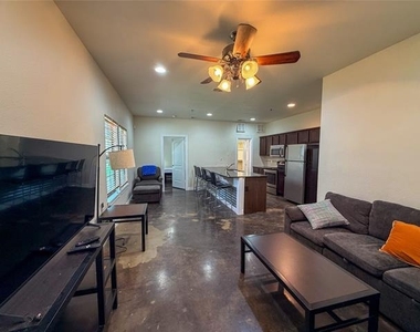 2410 S 2nd Street - Photo Thumbnail 2