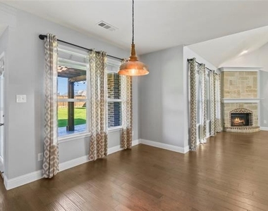 4424 Overbrook Drive - Photo Thumbnail 11