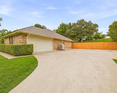 145 Deer Creek Drive - Photo Thumbnail 22