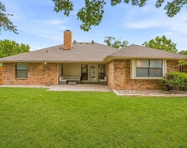 145 Deer Creek Drive - Photo Thumbnail 17