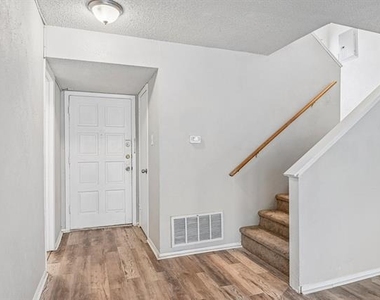 5534 Boca Raton Boulevard - Photo Thumbnail 3