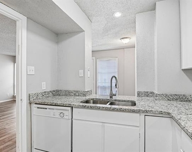 5534 Boca Raton Boulevard - Photo Thumbnail 9