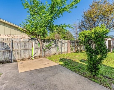 2009 Meadow Lark Lane - Photo Thumbnail 28