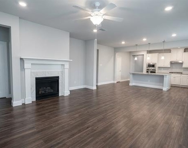 9224 Armadillo Trail - Photo Thumbnail 2