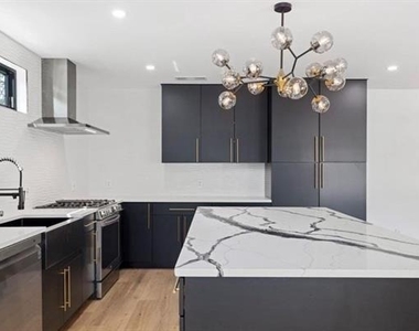 4927 Linnet Lane - Photo Thumbnail 2