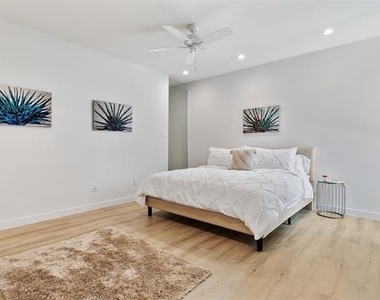 4303 Roseland Avenue - Photo Thumbnail 18