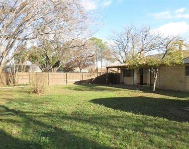 1234 Briarcove Drive - Photo Thumbnail 22
