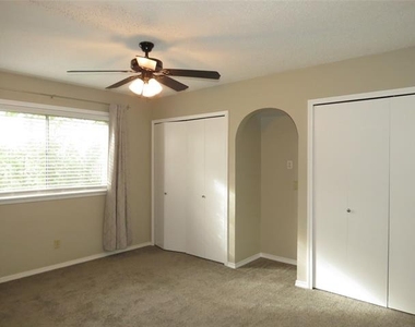 1234 Briarcove Drive - Photo Thumbnail 17