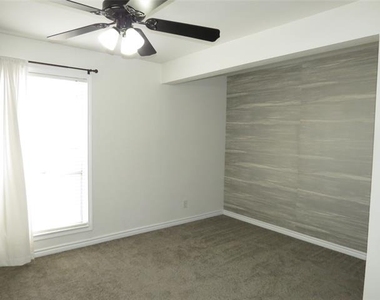 1234 Briarcove Drive - Photo Thumbnail 11