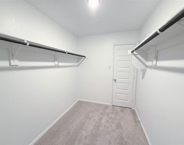 13140 Zion Drive - Photo Thumbnail 27