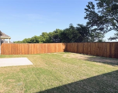 13140 Zion Drive - Photo Thumbnail 29