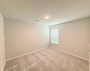 13140 Zion Drive - Photo Thumbnail 25