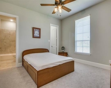 1782 Brighton Place - Photo Thumbnail 6