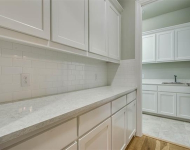 1782 Brighton Place - Photo Thumbnail 14