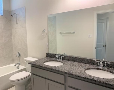 17777 Sage Lane - Photo Thumbnail 21