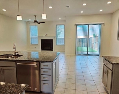 17777 Sage Lane - Photo Thumbnail 9