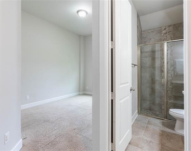 1113 Peacock Boulevard - Photo Thumbnail 23
