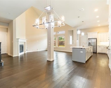 1113 Peacock Boulevard - Photo Thumbnail 8