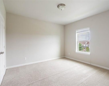 1113 Peacock Boulevard - Photo Thumbnail 29