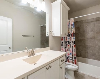 1113 Peacock Boulevard - Photo Thumbnail 30