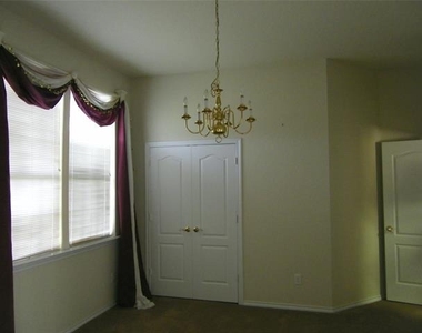 461 San Remo - Photo Thumbnail 3